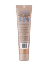 Laden Sie das Bild in den Galerie-Viewer, Skinnies SPF50 Sheer Glow Tinted Light